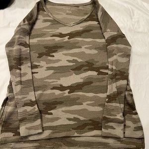 American Eagle Soft Waffle Knit thermal Camo shirt -S